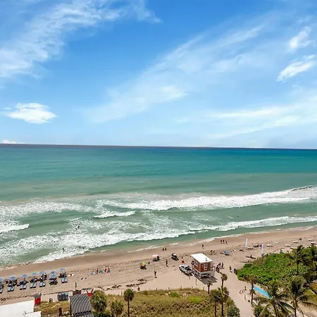 203-1Br/1Ba At The Beach Gem! Lux Amenities!